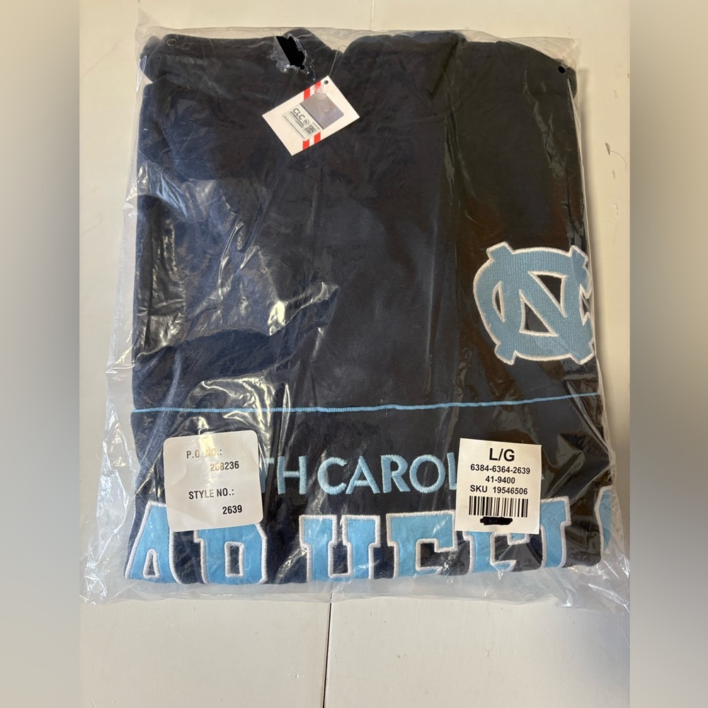 North Carolina Tar Heels NCAA Licensed Hoodie UNC College Sweater New with Tags